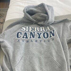 Sierra canyon sweatshirt hoodie size medium grey